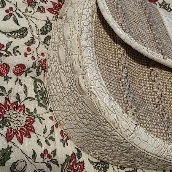 Brahmin Cynthia Bag In Coconut Milk Sensation (Sample Bag) - Picture 3 of 16